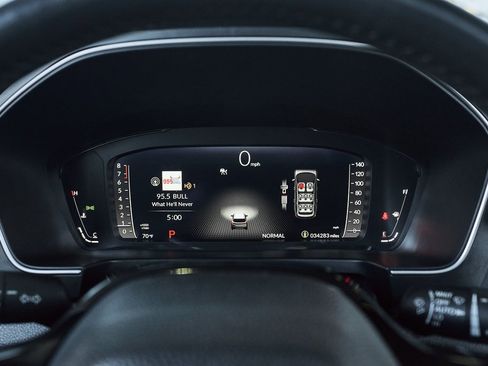 Used 2023 Honda Pilot Elite image 44