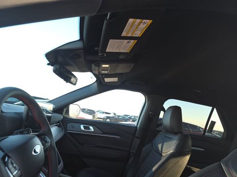 Used 2026 Ford Explorer ST-Line AWD/4WD image 19