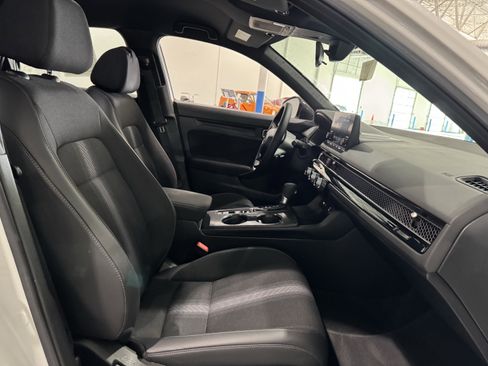 Used 2024 Honda Civic Sport image 35
