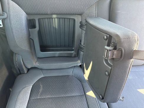 Used 2020 Chevrolet Silverado 1500 LT w/ All-Star Edition image 39