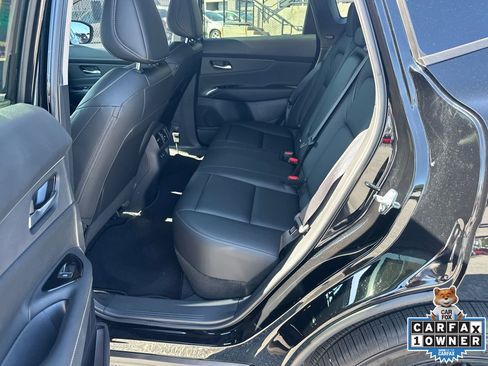 Used 2025 Nissan Murano SV FWD image 21