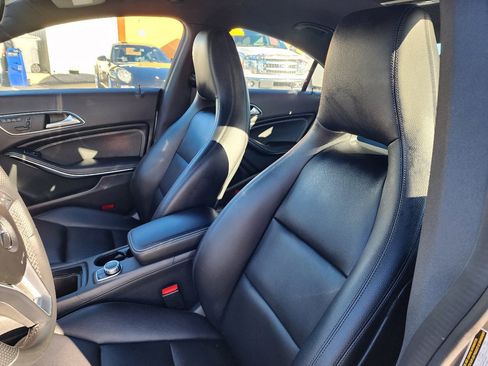Used 2014 Mercedes-Benz CLA 250 4MATIC image 15