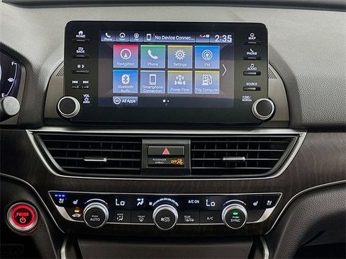 Used 2021 Honda Accord Touring image 15