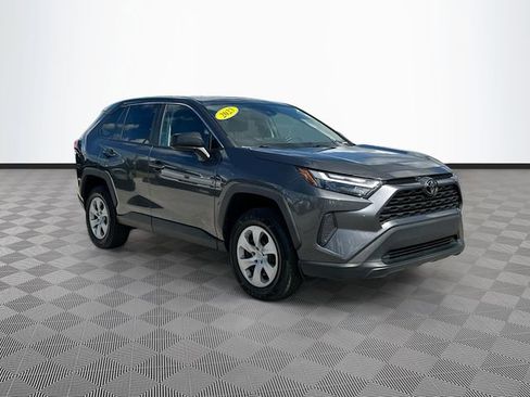 Used 2023 Toyota RAV4 LE FWD image 3