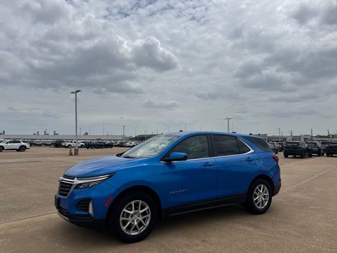 Used 2024 Chevrolet Equinox LT AWD/4WD image 10