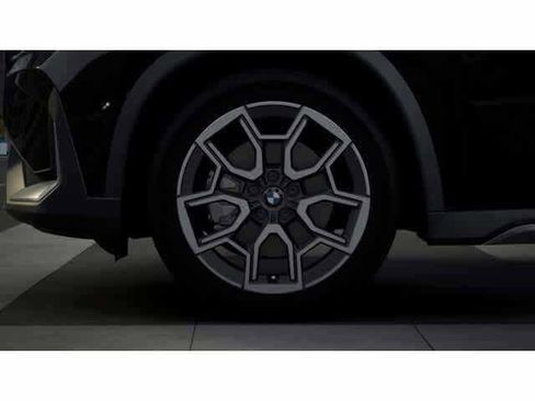 New 2026 BMW X1 xDrive28i w/ Technology Package AWD/4WD image 7