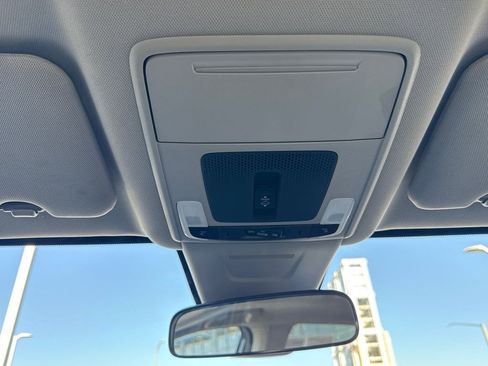 Certified 2025 Honda CR-V EX image 33