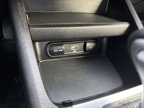 Used 2024 Kia Forte LXS image 21