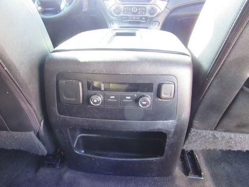 Used 2017 Chevrolet Tahoe LT image 24