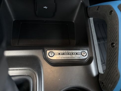 Used 2023 Ford Bronco Black Diamond w/ Sasquatch Package image 20