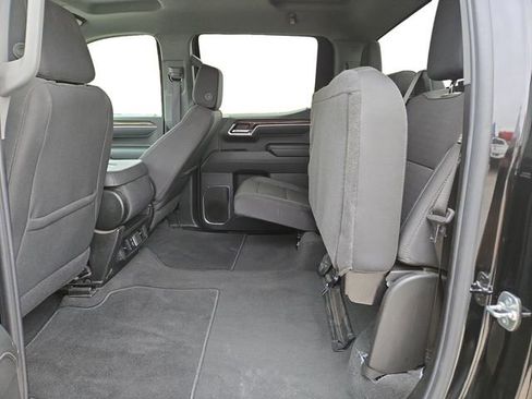 Used 2025 Chevrolet Silverado 1500 LT image 13