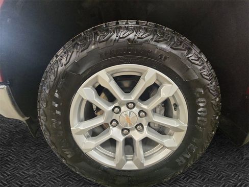 Certified 2023 Chevrolet Silverado 1500 LT w/ Z71 Off-Road Package image 11