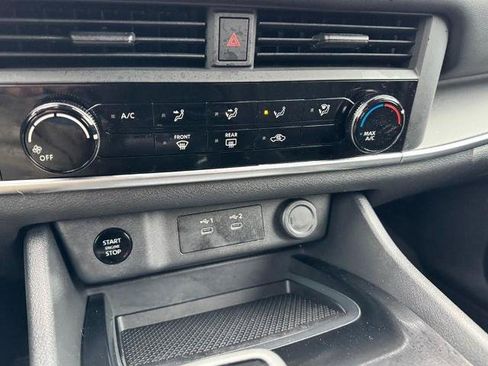Certified 2025 Nissan Rogue S FWD image 18