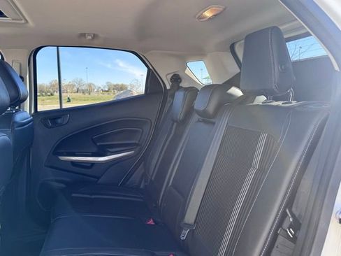 Used 2020 Ford EcoSport SES w/ SES Black Appearance Package image 27