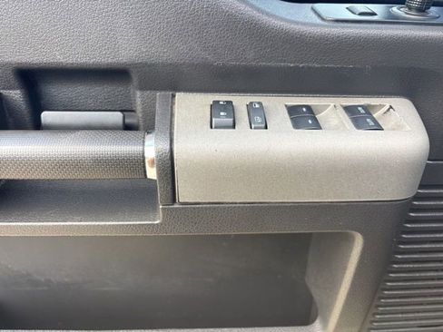 Used 2013 Ford F250 Lariat w/ Lariat Ultimate Pkg AWD/4WD image 19