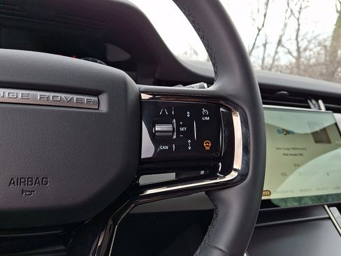 Used 2026 Land Rover Range Rover Evoque S image 23