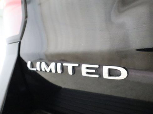 Used 2021 Ford Expedition Max Limited image 24