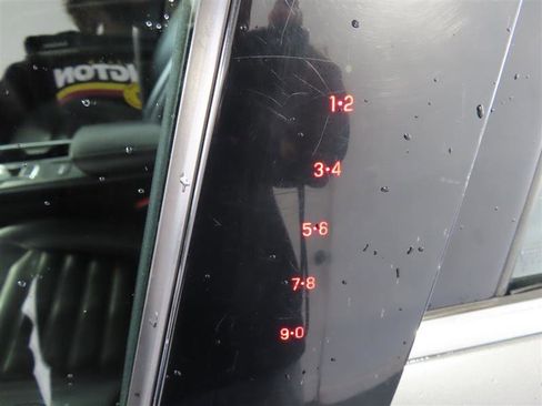 Used 2019 Ford Fusion SEL image 6