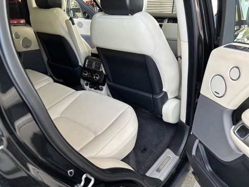 Used 2020 Land Rover Range Rover HSE AWD/4WD image 12
