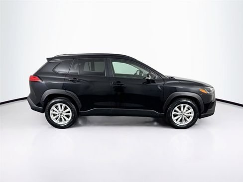 Certified 2023 Toyota Corolla Cross LE FWD image 10