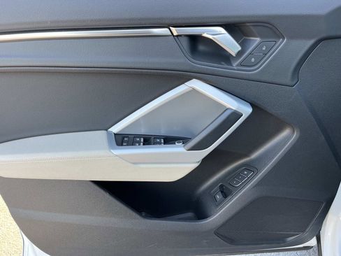 Used 2022 Audi Q3 2.0T Premium w/ Convenience Package image 17