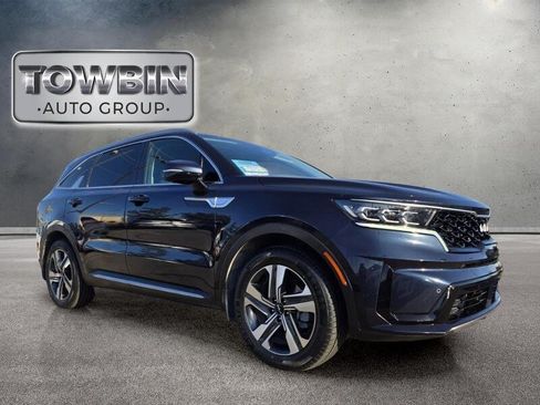 Certified 2024 Kia Sorento SX Prestige AWD/4WD image 2