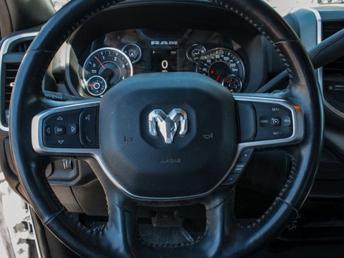 Used 2024 RAM 3500 Big Horn AWD/4WD image 15