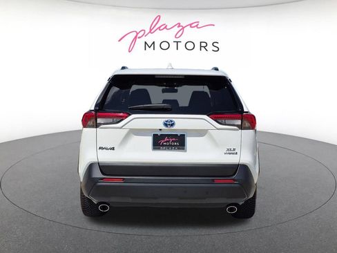Used 2023 Toyota RAV4 XLE AWD/4WD image 6
