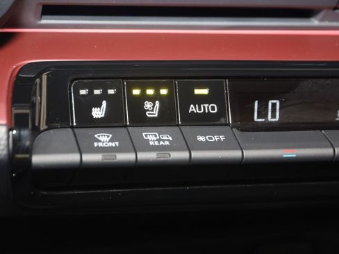 Used 2024 Toyota Prius Prime Premium w/ Advanced Technology Package FWD image 8