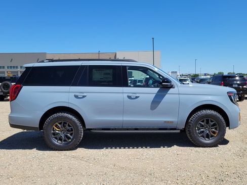 New 2027 Ford Expedition Tremor w/ Driver's Package AWD/4WD image 2