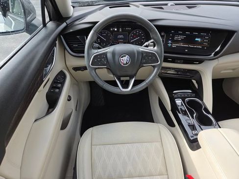 Used 2022 Buick Envision Avenir w/ Technology Package II image 39