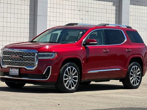 Used 2022 GMC Acadia Denali w/ Denali Ultimate Package AWD/4WD image 10