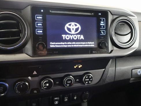 Certified 2019 Toyota Tacoma TRD Sport image 18