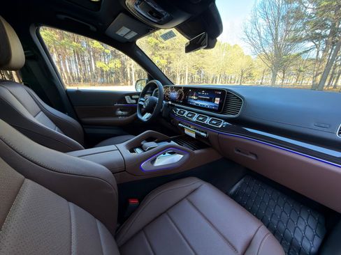 New 2026 Mercedes-Benz GLS 450 4MATIC image 19
