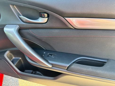 Used 2018 Honda Civic Si image 24