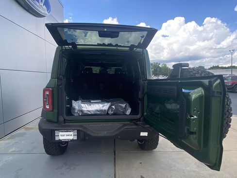 New 2025 Ford Bronco Badlands image 6