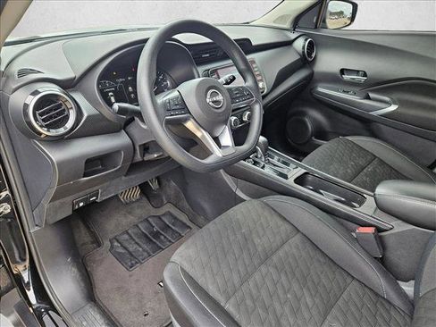 Used 2024 Nissan Kicks SV FWD image 10