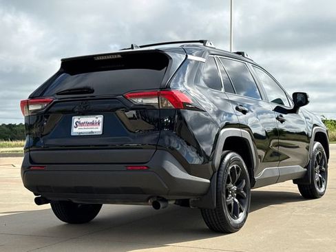 Used 2023 Toyota RAV4 XLE FWD image 8