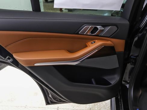 New 2026 BMW X5 xDrive40i w/ M Sport Package image 19