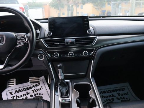 Used 2019 Honda Accord Sport image 14