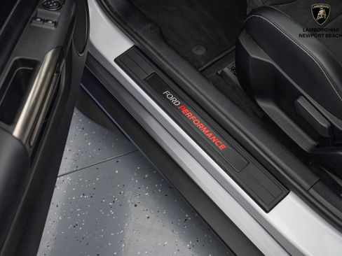 Used 2022 Ford Mustang Shelby GT500 w/ Handling Package image 27