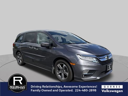Used 2018 Honda Odyssey Touring image 2