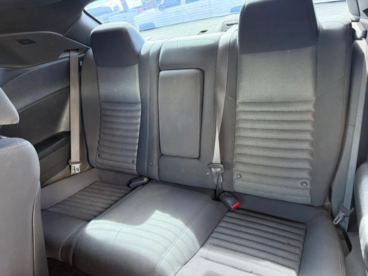 Used 2013 Dodge Challenger R/T RWD image 39