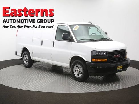 Used 2020 GMC Savana 3500 w/ Driver Convenience Package RWD image 49