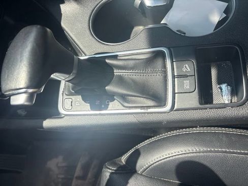 Used 2019 Kia Sportage EX FWD image 42