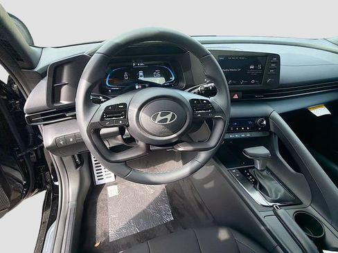 Certified 2026 Hyundai Elantra Sport FWD image 11