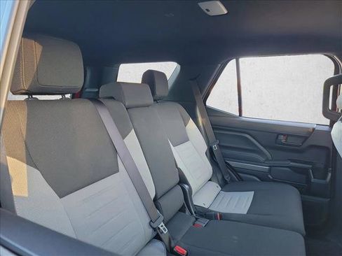 Used 2025 Toyota 4Runner 4WD image 16