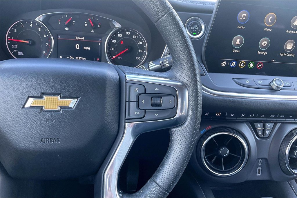 Used 2025 Chevrolet Blazer LT FWD image 12