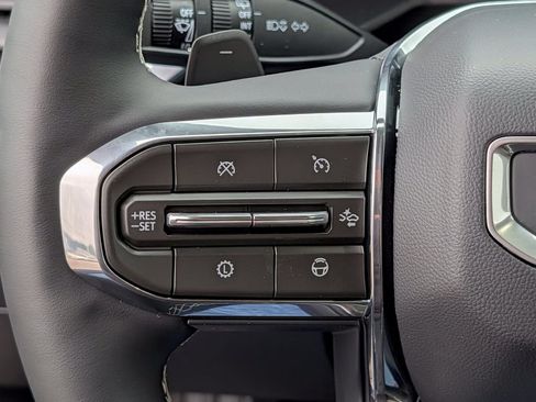 New 2026 GMC Acadia Denali Ultimate w/ LPO, Floor Liner Package AWD/4WD image 20