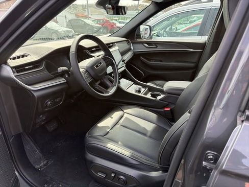 New 2026 Jeep Grand Cherokee Limited image 13